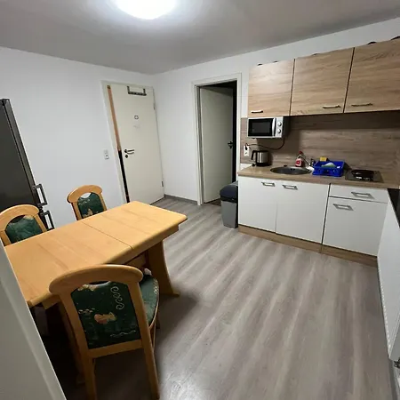 Alwi Apartment *
